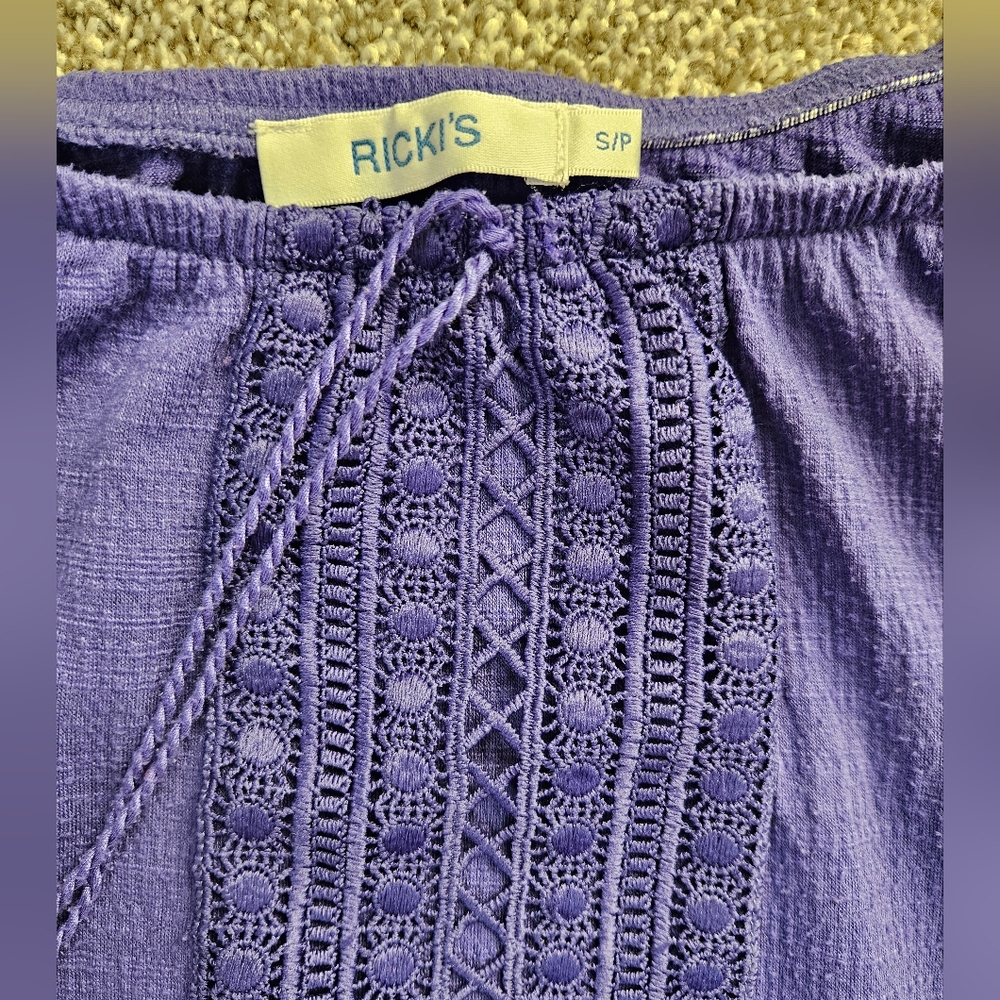 Ricki's Purple Cap Sleeve Top with crochet accent Small - Picture 3 of 10